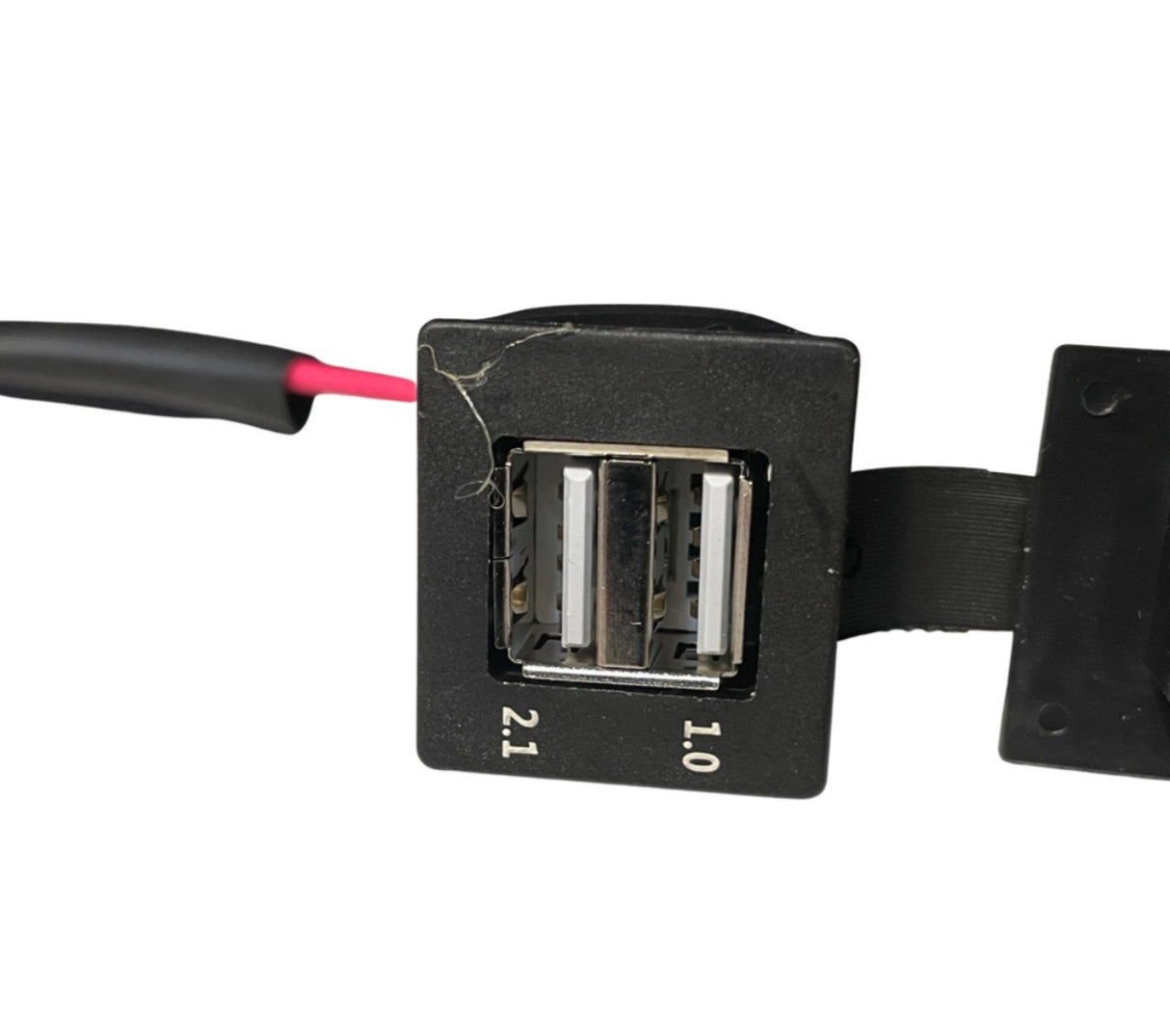 1339387 - Genuine USB Socket - Hyundai HY6500SEi Inverter Generator