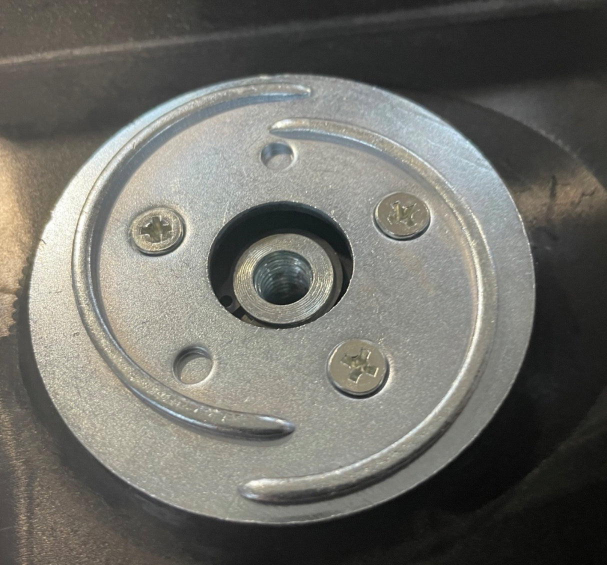 1128096 - Chain Adjustment Cover - Hyundai HYC1600E Corded Chainsaw