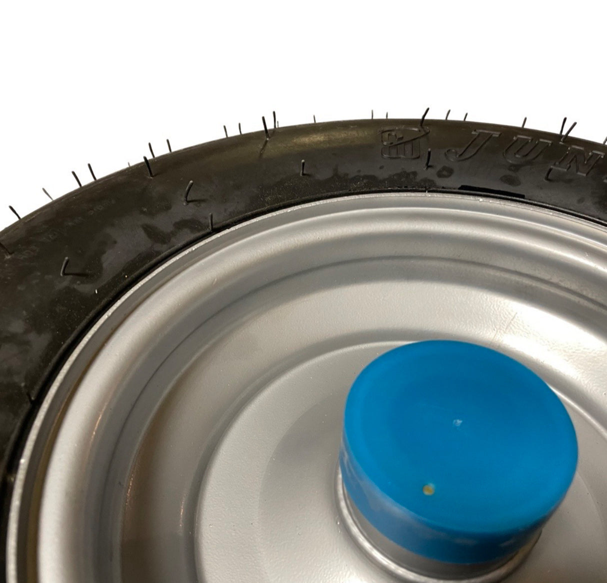 1367003 - Genuine Wheel Assembly - Hyundai HYCH15100TE Wood Chipper