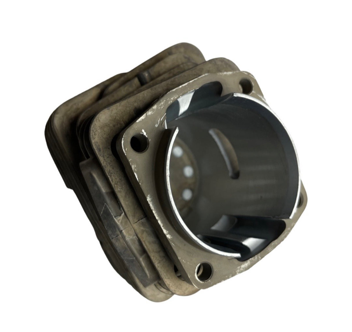 1271088 - Cylinder Head with Gasket Hyundai HYC6200X Chainsaw