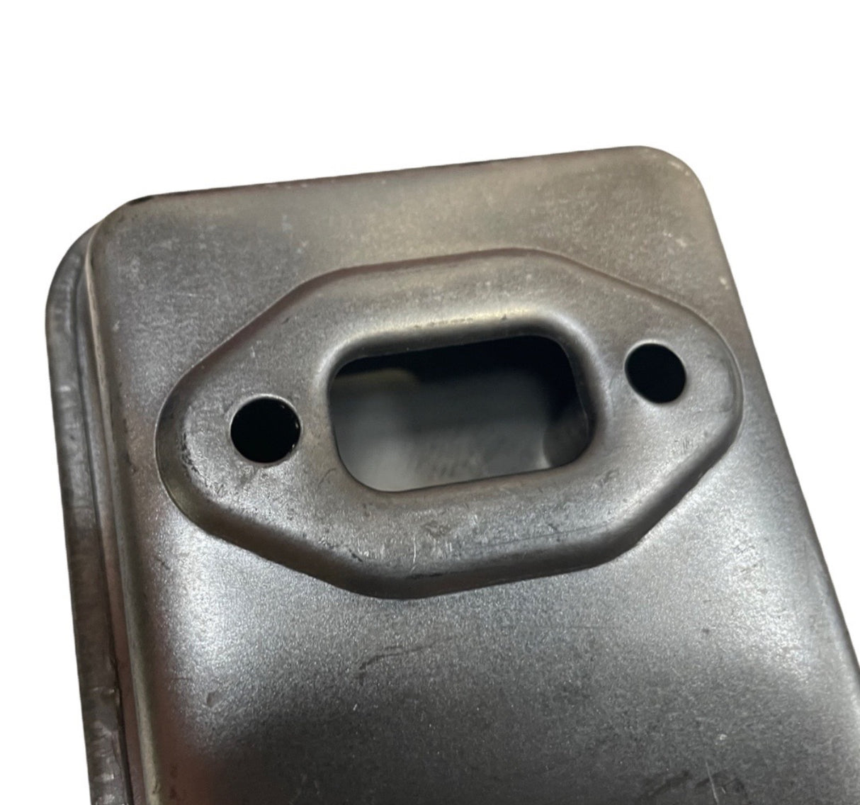 1165044 - Exhaust Muffler Assembly - Hyundai HYB5200 Leaf Blower