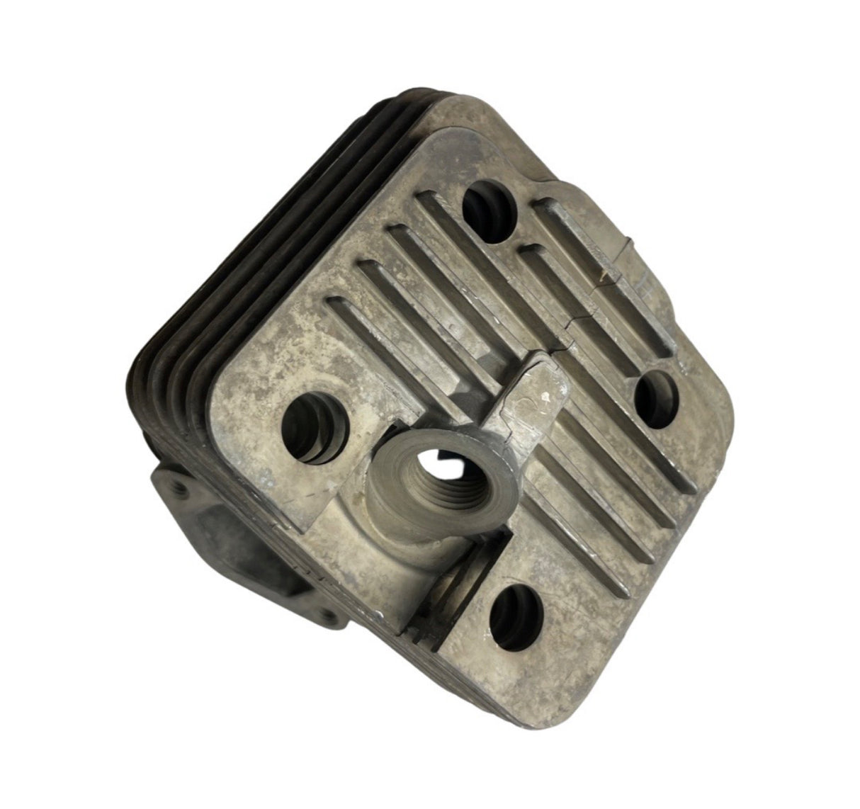 1271088 - Cylinder Head with Gasket Hyundai HYC6200X Chainsaw