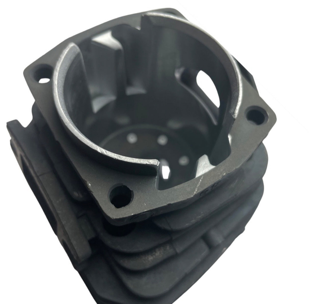 1257086 - Cylinder Head Assembly P1PE P6220C Chainsaw