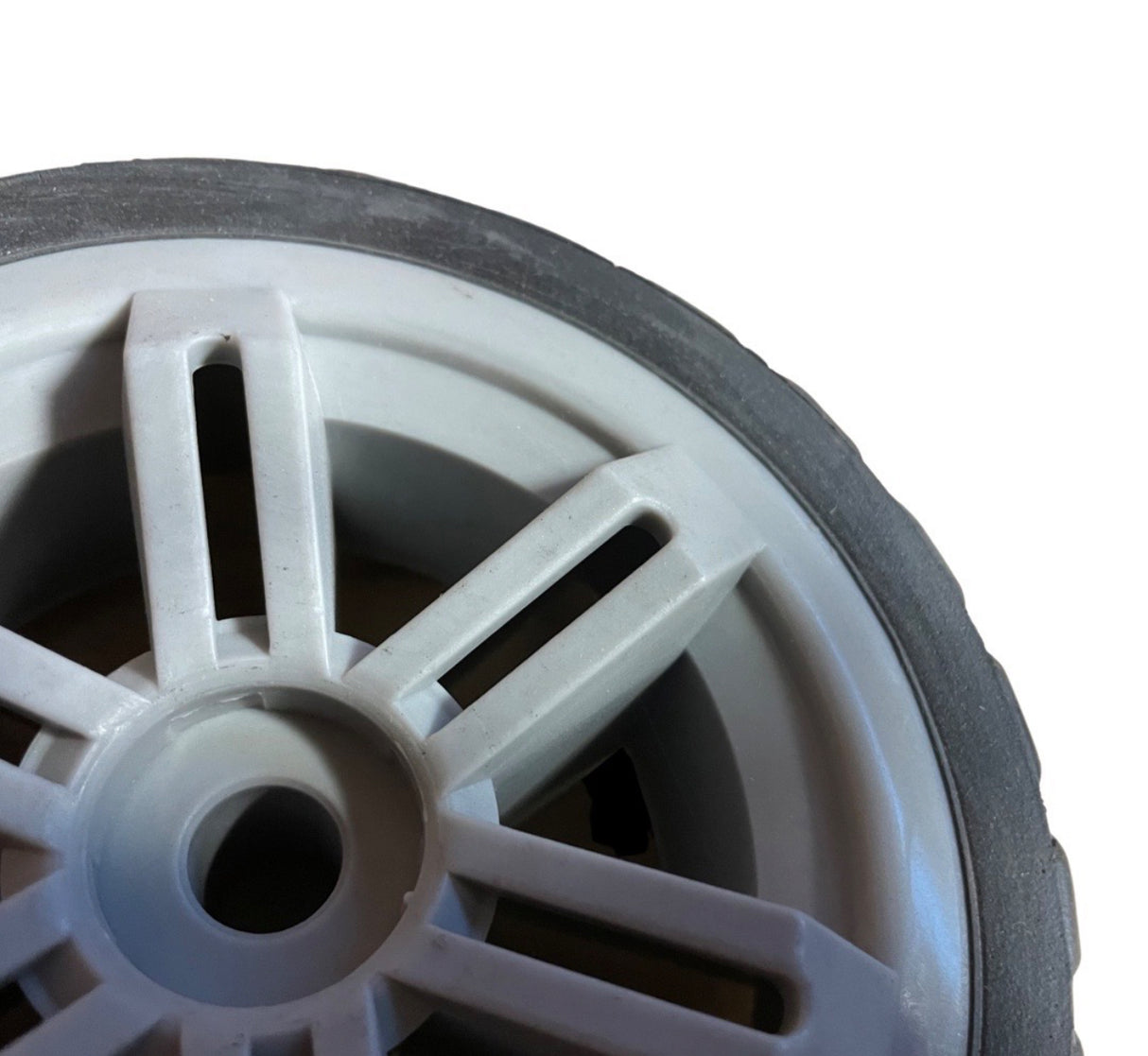 1005012 - Genuine Wheel Assembly - Hyundai HY4500SEi Inverter Generator