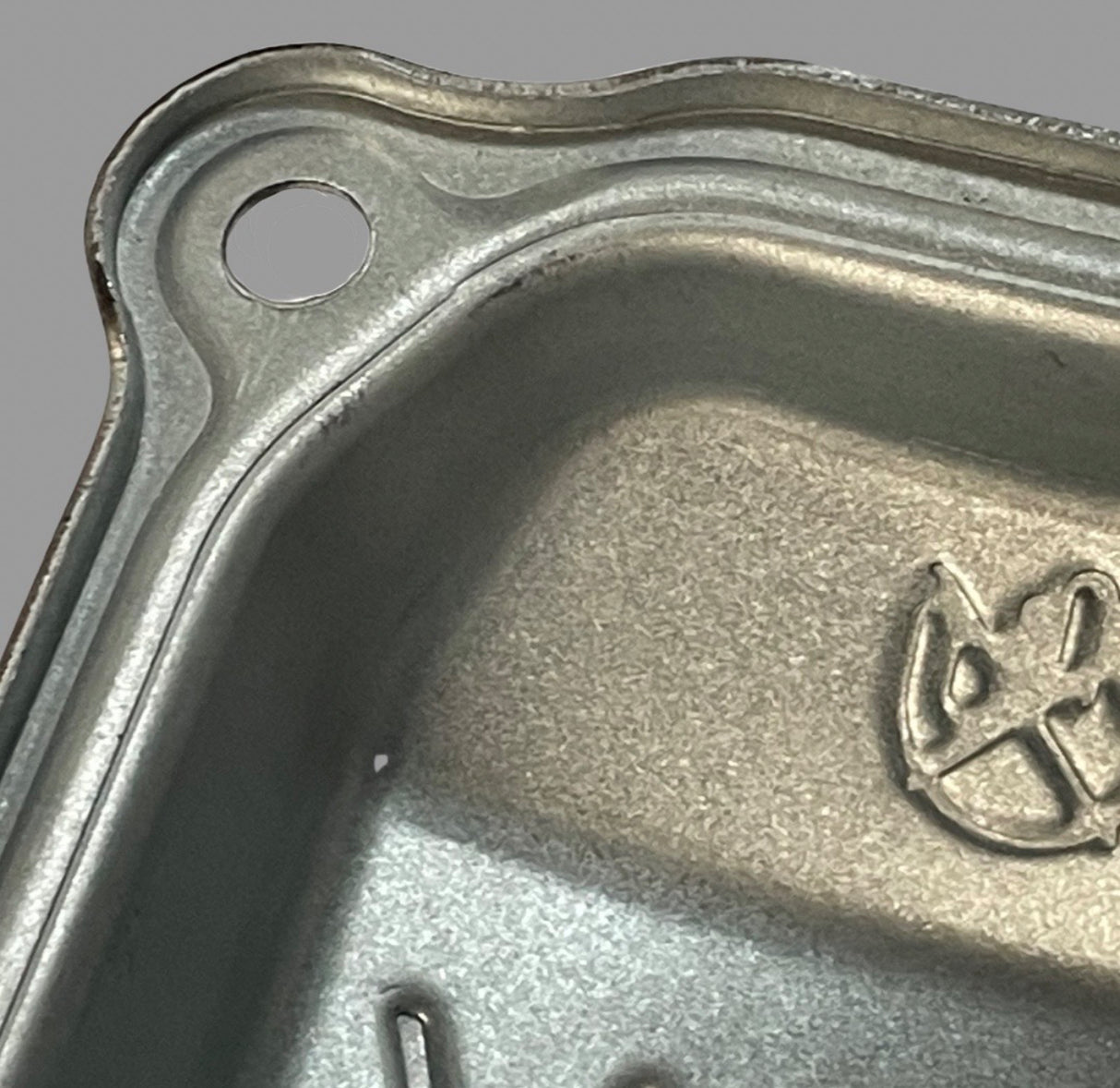 1135093 - Valve Rocker OHV Cover & Gasket - Hyundai HYM400P Lawnmower