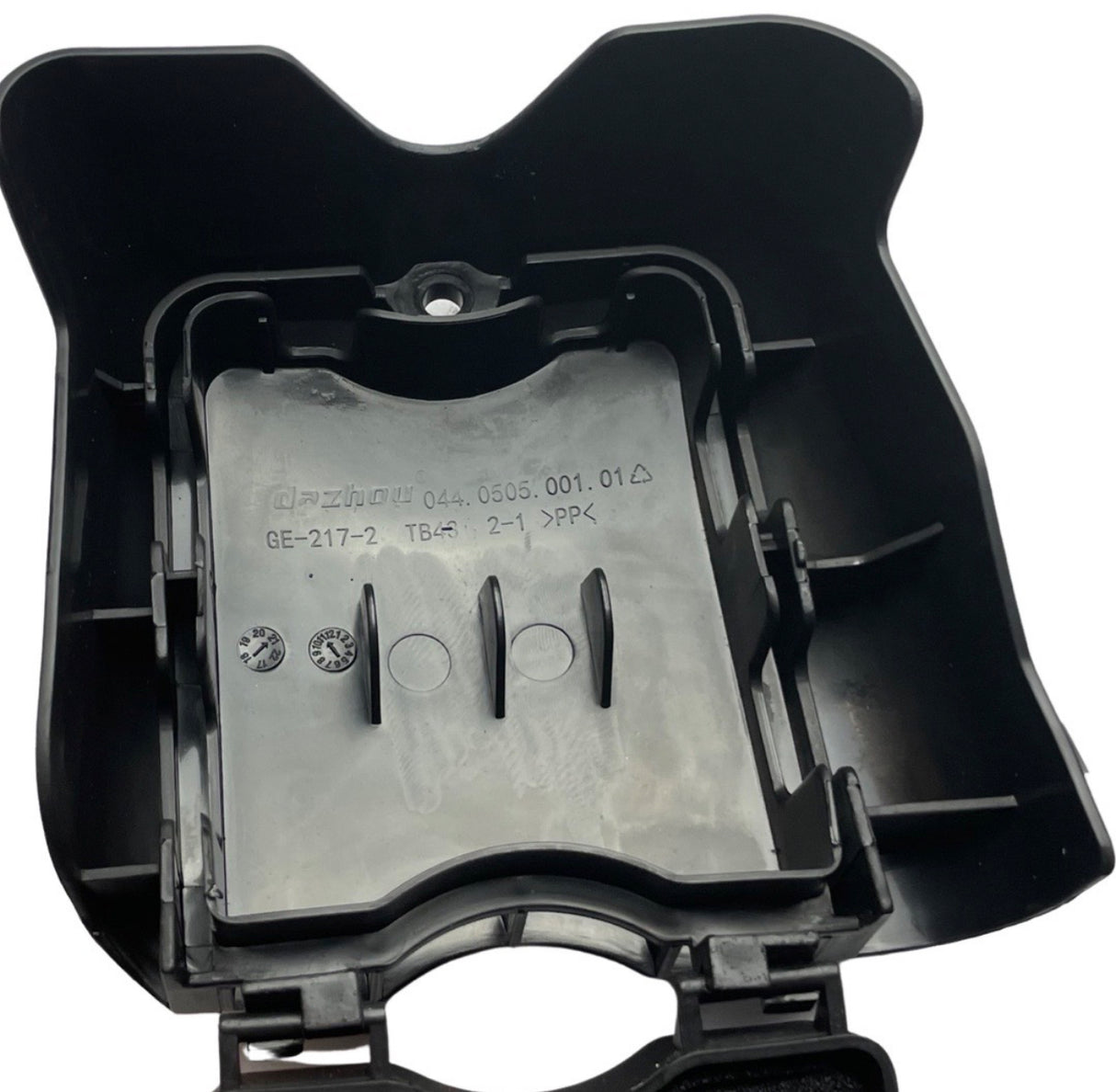 1154091 - Air Filter Choke Housing Hyundai HYBC5200X HYMT5200X