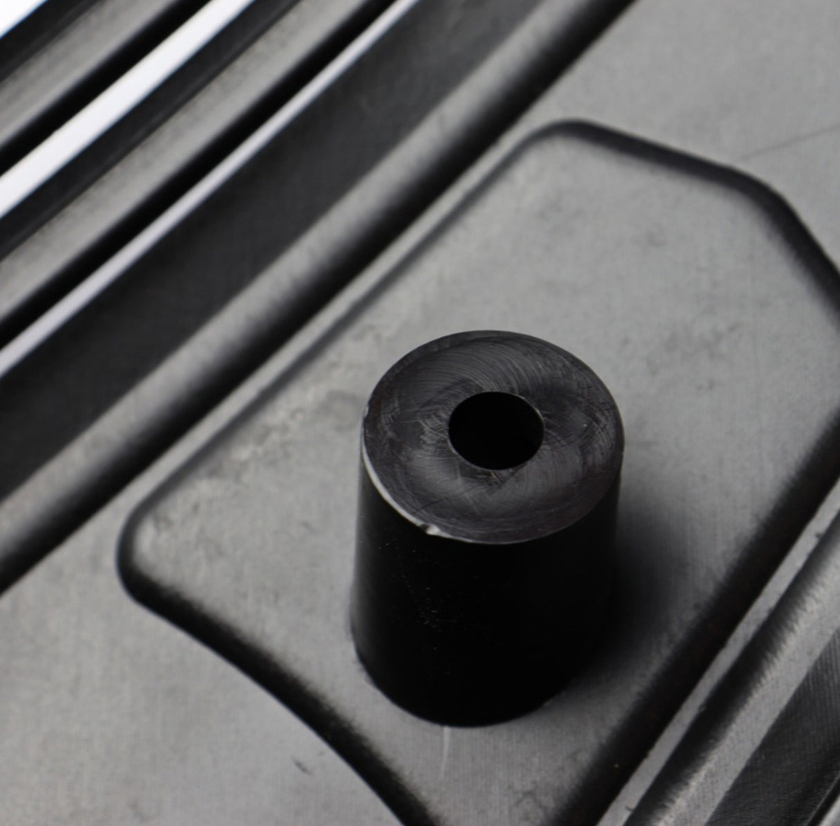 1135023 - Top Engine Cover - Hyundai HYM400P Petrol Lawnmower